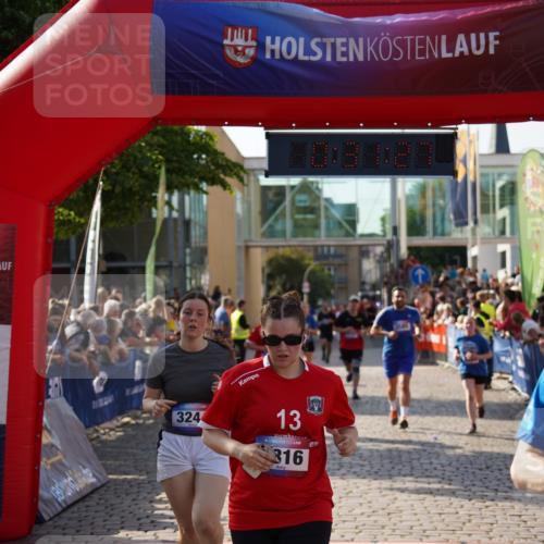 13.06.2025 - Holstenköstenlauf Felixshl http://msf.ph/oto/7932230 13.06.2025 18:01:28 Laufen 2815, 2816, 2842, 2894, 3023, 3197, 3244, 3585, 3608 meine-sportfotos.de