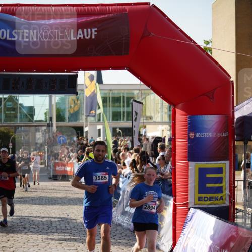 13.06.2025 - Holstenköstenlauf Felixshl http://msf.ph/oto/7932253 13.06.2025 18:01:32 Laufen 2288, 2425, 2815, 2894, 3023, 3197, 3244, 3585, 3711 meine-sportfotos.de