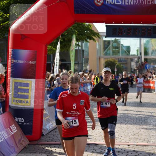 13.06.2025 - Holstenköstenlauf Felixshl http://msf.ph/oto/7932311 13.06.2025 18:01:35 Laufen 2288, 2425, 2815, 2890, 2894, 3023, 3197, 3585, 3711 meine-sportfotos.de