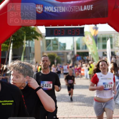 13.06.2025 - Holstenköstenlauf Felixshl http://msf.ph/oto/7932344 13.06.2025 18:01:40 Laufen 2288, 2425, 2454, 2890, 3646, 3710, 3711, 3822 meine-sportfotos.de