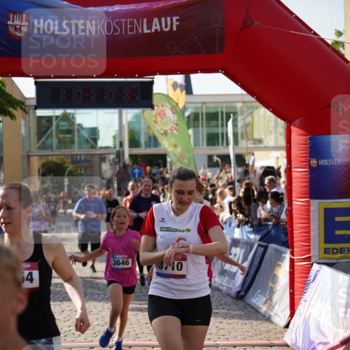 13.06.2025 - Holstenköstenlauf Felixshl http://msf.ph/oto/7932431 13.06.2025 18:01:47 Laufen 2231, 2232, 2238, 2252, 2454, 2856, 2890, 3579, 3646, 3710, 3822, 3900 meine-sportfotos.de