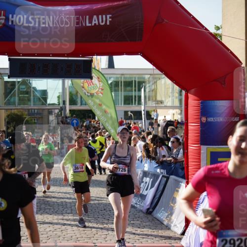 13.06.2025 - Holstenköstenlauf Felixshl http://msf.ph/oto/7932541 13.06.2025 18:02:00 Laufen 2005, 2068, 2279, 2435, 2916, 2920, 2998, 3121, 3161, 3617, 3618, 3726, 3752, 3800 meine-sportfotos.de