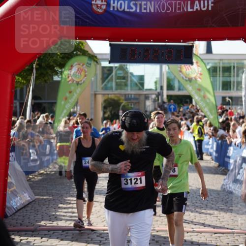13.06.2025 - Holstenköstenlauf Felixshl http://msf.ph/oto/7932570 13.06.2025 18:02:02 Laufen 2005, 2279, 2435, 2916, 2920, 2998, 3121, 3161, 3296, 3617, 3618, 3726, 3752, 3800 meine-sportfotos.de