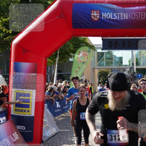 13.06.2025 - Holstenköstenlauf Felixshl http://msf.ph/oto/7932589 13.06.2025 18:02:03 Laufen 2005, 2279, 2435, 2916, 2920, 2998, 3090, 3095, 3121, 3161, 3296, 3617, 3618, 3726, 3752 meine-sportfotos.de
