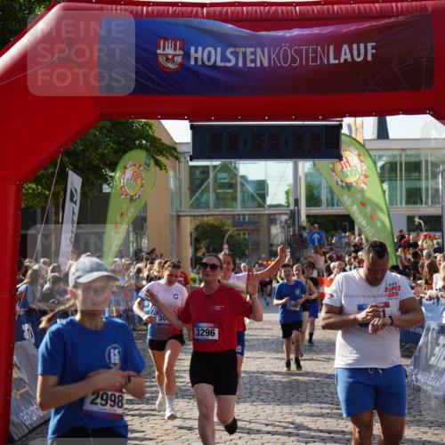 13.06.2025 - Holstenköstenlauf Felixshl http://msf.ph/oto/7932639 13.06.2025 18:02:10 Laufen 2010, 2013, 2410, 2994, 2998, 3090, 3095, 3161, 3296, 3578, 3606, 3630, 3927 meine-sportfotos.de