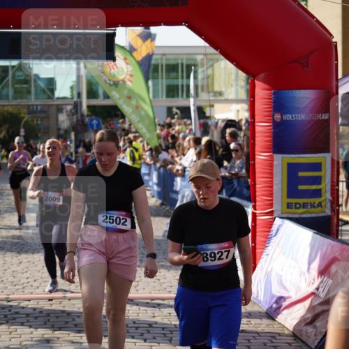 13.06.2025 - Holstenköstenlauf Felixshl http://msf.ph/oto/7932834 13.06.2025 18:02:20 Laufen 2009, 2010, 2449, 2502, 2679, 3000, 3046, 3078, 3141, 3310, 3606, 3635, 3807, 3927 meine-sportfotos.de
