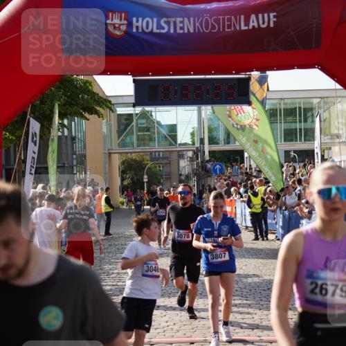 13.06.2025 - Holstenköstenlauf Felixshl http://msf.ph/oto/7932908 13.06.2025 18:02:26 Laufen 2022, 2449, 2679, 2878, 3000, 3046, 3078, 3141, 3254, 3310, 3635, 3807 meine-sportfotos.de
