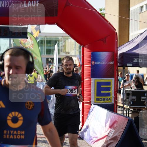13.06.2025 - Holstenköstenlauf Felixshl http://msf.ph/oto/7933048 13.06.2025 18:02:41 Laufen 2094, 2095, 2138, 2562, 2844, 2846, 2986, 3610, 3676, 3839, 3904, 3947, 3976, 3979 meine-sportfotos.de