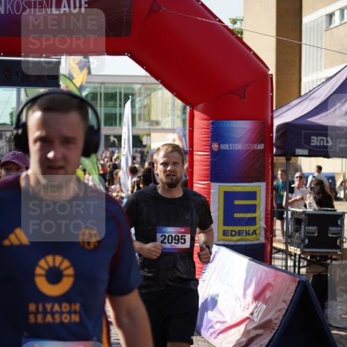 13.06.2025 - Holstenköstenlauf Felixshl http://msf.ph/oto/7933054 13.06.2025 18:02:41 Laufen 2094, 2095, 2138, 2562, 2844, 2846, 2986, 3610, 3676, 3839, 3904, 3947, 3976, 3979 meine-sportfotos.de