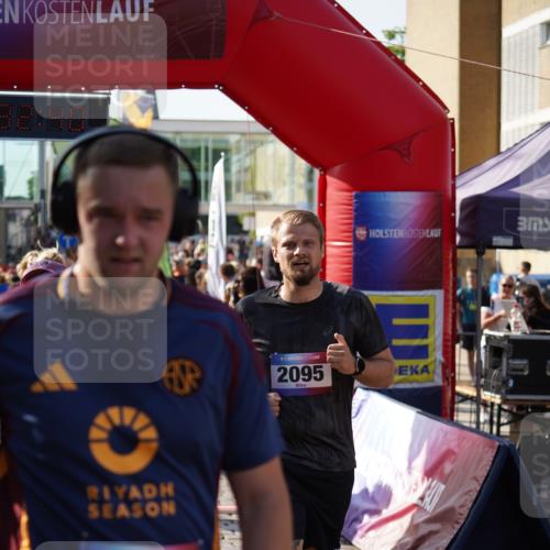 13.06.2025 - Holstenköstenlauf Felixshl http://msf.ph/oto/7933060 13.06.2025 18:02:41 Laufen 2094, 2095, 2138, 2562, 2844, 2846, 2986, 3610, 3676, 3839, 3904, 3947, 3976, 3979 meine-sportfotos.de