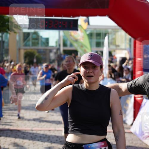 13.06.2025 - Holstenköstenlauf Felixshl http://msf.ph/oto/7933067 13.06.2025 18:02:42 Laufen 2094, 2095, 2138, 2562, 2844, 2846, 2986, 3610, 3839, 3904, 3921, 3947, 3976, 3979 meine-sportfotos.de