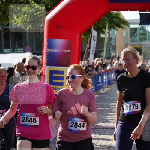 13.06.2025 - Holstenköstenlauf Felixshl http://msf.ph/oto/7933115 13.06.2025 18:02:45 Laufen 2138, 2484, 2562, 2782, 2844, 2846, 2975, 2986, 3290, 3610, 3817, 3839, 3904, 3921, 3947, 3976, 3977, 3979 meine-sportfotos.de