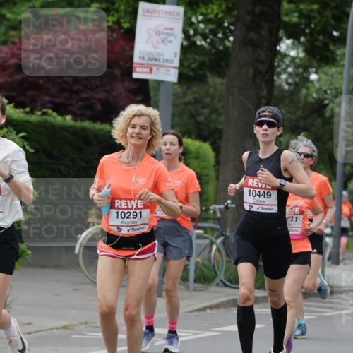 15.06.2025 - REWE Women's Run Jannik Wohlers http://msf.ph/oto/7933118 15.06.2025 08:24:11 Laufen 15, 2025, 10771, 10291, 10449, 1964, 11 meine-sportfotos.de