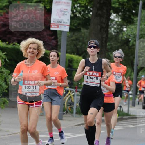 15.06.2025 - REWE Women's Run Jannik Wohlers http://msf.ph/oto/7933132 15.06.2025 08:24:11 Laufen 10771, 15, 2025, 10291, 10449, 0567, 1964 meine-sportfotos.de