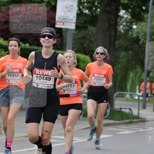 15.06.2025 - REWE Women's Run Jannik Wohlers http://msf.ph/oto/7933160 15.06.2025 08:24:12 Laufen 291, 16, 2025, 10452, 10449, 1964, 711, 10567 meine-sportfotos.de