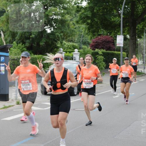 15.06.2025 - REWE Women's Run Jannik Wohlers http://msf.ph/oto/7933215 15.06.2025 08:24:43 Laufen 10156, 10566, 10692, 10113, 10203 meine-sportfotos.de