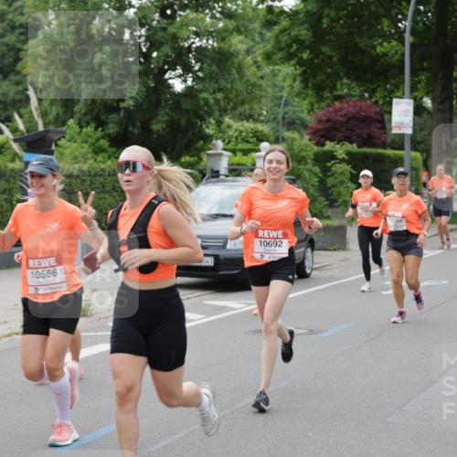 15.06.2025 - REWE Women's Run Jannik Wohlers http://msf.ph/oto/7933228 15.06.2025 08:24:43 Laufen 10566, 10692, 10203 meine-sportfotos.de