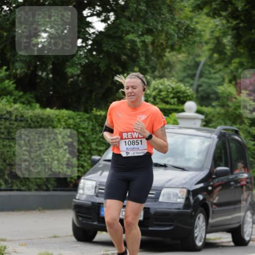 15.06.2025 - REWE Women's Run Jannik Wohlers http://msf.ph/oto/7933249 15.06.2025 08:24:48 Laufen 10851 meine-sportfotos.de