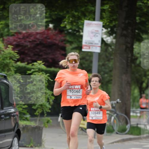 15.06.2025 - REWE Women's Run Jannik Wohlers http://msf.ph/oto/7933260 15.06.2025 08:24:50 Laufen 10060, 10549 meine-sportfotos.de
