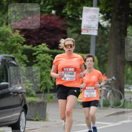 15.06.2025 - REWE Women's Run Jannik Wohlers http://msf.ph/oto/7933264 15.06.2025 08:24:50 Laufen 10060, 10549 meine-sportfotos.de