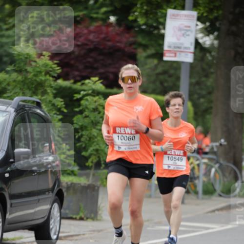 15.06.2025 - REWE Women's Run Jannik Wohlers http://msf.ph/oto/7933270 15.06.2025 08:24:50 Laufen 12, 10060, 10549 meine-sportfotos.de