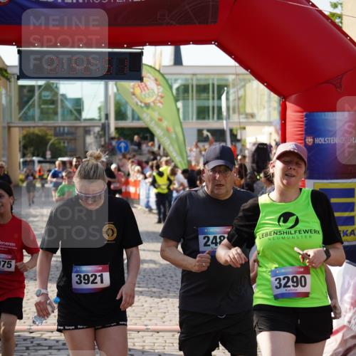13.06.2025 - Holstenköstenlauf Felixshl http://msf.ph/oto/7933297 13.06.2025 18:02:53 Laufen 2484, 2782, 2975, 3018, 3150, 3257, 3290, 3295, 3664, 3665, 3817, 3921, 3949, 3977 meine-sportfotos.de