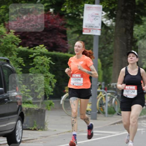 15.06.2025 - REWE Women's Run Jannik Wohlers http://msf.ph/oto/7933321 15.06.2025 08:24:54 Laufen 10594, 10138 meine-sportfotos.de