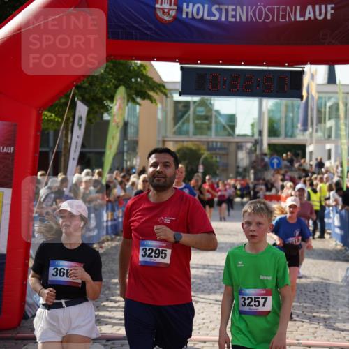 13.06.2025 - Holstenköstenlauf Felixshl http://msf.ph/oto/7933330 13.06.2025 18:02:58 Laufen 3018, 3150, 3257, 3295, 3300, 3664, 3665, 3949 meine-sportfotos.de