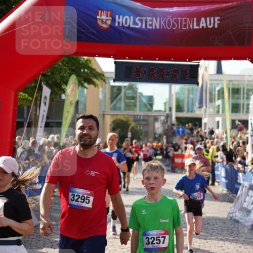 13.06.2025 - Holstenköstenlauf Felixshl http://msf.ph/oto/7933348 13.06.2025 18:02:59 Laufen 3018, 3150, 3257, 3295, 3300, 3664, 3665, 3949 meine-sportfotos.de
