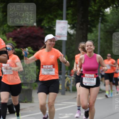 15.06.2025 - REWE Women's Run Jannik Wohlers http://msf.ph/oto/7933384 15.06.2025 08:25:01 Laufen 10589, 10264 meine-sportfotos.de