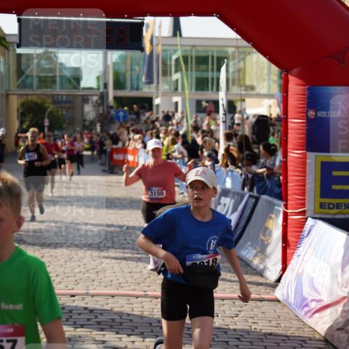 13.06.2025 - Holstenköstenlauf Felixshl http://msf.ph/oto/7933385 13.06.2025 18:03:00 Laufen 2104, 3018, 3150, 3257, 3295, 3300, 3664, 3665, 3949 meine-sportfotos.de