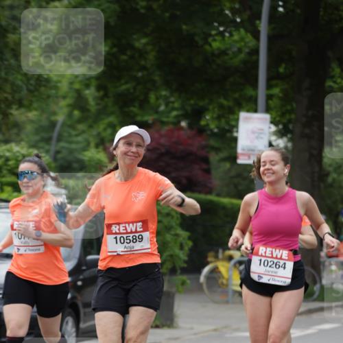 15.06.2025 - REWE Women's Run Jannik Wohlers http://msf.ph/oto/7933405 15.06.2025 08:25:02 Laufen 107, 10589, 10264 meine-sportfotos.de
