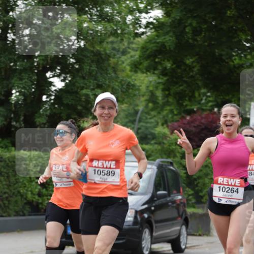 15.06.2025 - REWE Women's Run Jannik Wohlers http://msf.ph/oto/7933430 15.06.2025 08:25:03 Laufen 10589, 10264, 84 meine-sportfotos.de