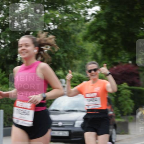 15.06.2025 - REWE Women's Run Jannik Wohlers http://msf.ph/oto/7933452 15.06.2025 08:25:04 Laufen 711254 meine-sportfotos.de