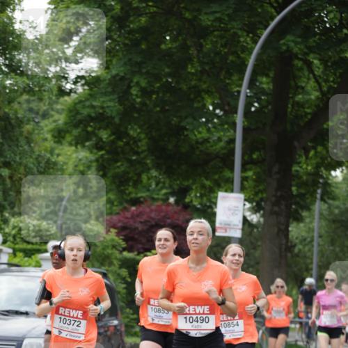 15.06.2025 - REWE Women's Run Jannik Wohlers http://msf.ph/oto/7933454 15.06.2025 08:25:14 Laufen 3, 10372, 10855, 10490, 10854 meine-sportfotos.de