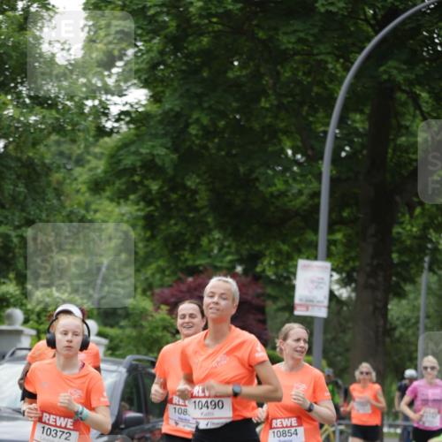 15.06.2025 - REWE Women's Run Jannik Wohlers http://msf.ph/oto/7933467 15.06.2025 08:25:15 Laufen 1043, 10372, 10490, 108, 10854 meine-sportfotos.de