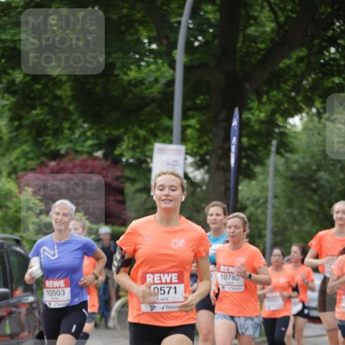 15.06.2025 - REWE Women's Run Jannik Wohlers http://msf.ph/oto/7933604 15.06.2025 08:25:20 Laufen 2, 10503, 10571, 10780 meine-sportfotos.de