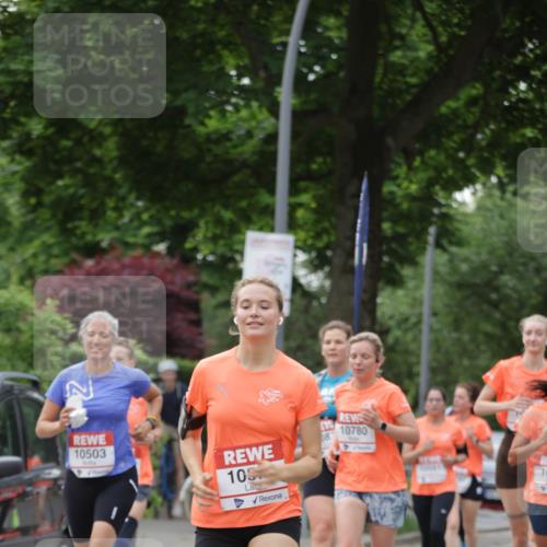 15.06.2025 - REWE Women's Run Jannik Wohlers http://msf.ph/oto/7933608 15.06.2025 08:25:20 Laufen 10503, 105, 10780 meine-sportfotos.de