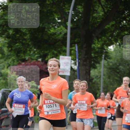 15.06.2025 - REWE Women's Run Jannik Wohlers http://msf.ph/oto/7933617 15.06.2025 08:25:20 Laufen 0503, 10571, 10780, 107 meine-sportfotos.de