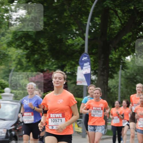 15.06.2025 - REWE Women's Run Jannik Wohlers http://msf.ph/oto/7933632 15.06.2025 08:25:20 Laufen 10, 10780, 10503, 10571, 1071 meine-sportfotos.de