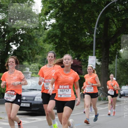 15.06.2025 - REWE Women's Run Jannik Wohlers http://msf.ph/oto/7933795 15.06.2025 08:25:26 Laufen 10797, 1043, 107, 4, 10183, 10717, 10163 meine-sportfotos.de