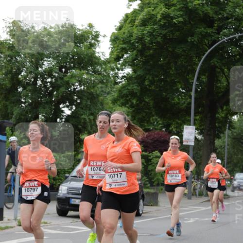 15.06.2025 - REWE Women's Run Jannik Wohlers http://msf.ph/oto/7933813 15.06.2025 08:25:26 Laufen 10797, 1076, 10717, 10183, 10163 meine-sportfotos.de