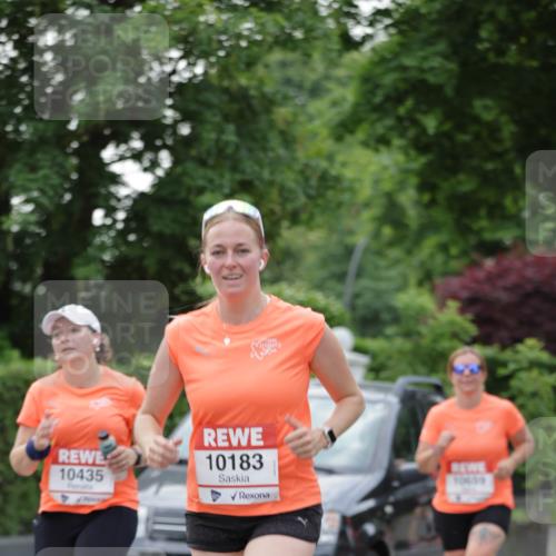 15.06.2025 - REWE Women's Run Jannik Wohlers http://msf.ph/oto/7933849 15.06.2025 08:25:27 Laufen 10435, 10183 meine-sportfotos.de