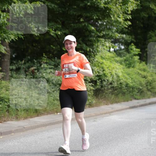 15.06.2025 - REWE Women's Run Jannik Wohlers http://msf.ph/oto/7933957 15.06.2025 10:12:01 Laufen 5267 meine-sportfotos.de