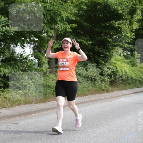 15.06.2025 - REWE Women's Run Jannik Wohlers http://msf.ph/oto/7933983 15.06.2025 10:12:01 Laufen 5267, 5200 meine-sportfotos.de