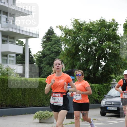 15.06.2025 - REWE Women's Run Jannik Wohlers http://msf.ph/oto/7934001 15.06.2025 08:25:30 Laufen 10163, 10659, 1043, 108 meine-sportfotos.de