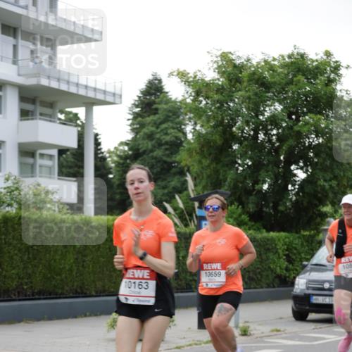 15.06.2025 - REWE Women's Run Jannik Wohlers http://msf.ph/oto/7934017 15.06.2025 08:25:30 Laufen 10163, 10659, 10, 108 meine-sportfotos.de