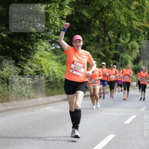 15.06.2025 - REWE Women's Run Jannik Wohlers http://msf.ph/oto/7934065 15.06.2025 10:12:04 Laufen 5200, 5509 meine-sportfotos.de