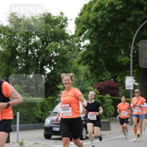 15.06.2025 - REWE Women's Run Jannik Wohlers http://msf.ph/oto/7934076 15.06.2025 08:25:31 Laufen 10560, 10525 meine-sportfotos.de