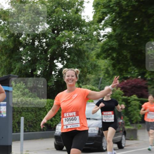 15.06.2025 - REWE Women's Run Jannik Wohlers http://msf.ph/oto/7934086 15.06.2025 08:25:31 Laufen 10560, 10525 meine-sportfotos.de